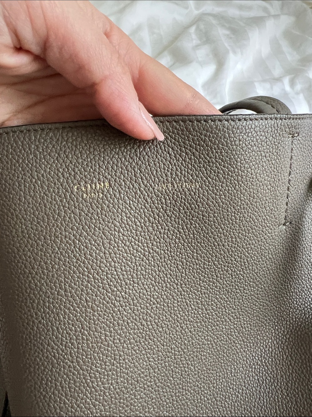 Classic Women's Tote Bag in Taupe - Picture 6 of 6